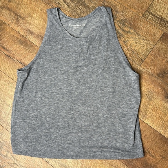 Outdoor voices heathered blue grey fast track tank size medium - Picture 2 of 8